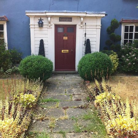Bonningtons Stansted Self Catering Hotel Stansted Mountfitchet Kültér fotó