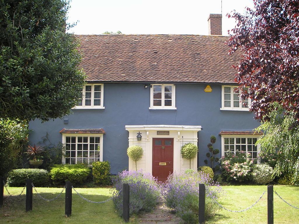 Bonningtons Stansted Self Catering Hotel Stansted Mountfitchet Kültér fotó
