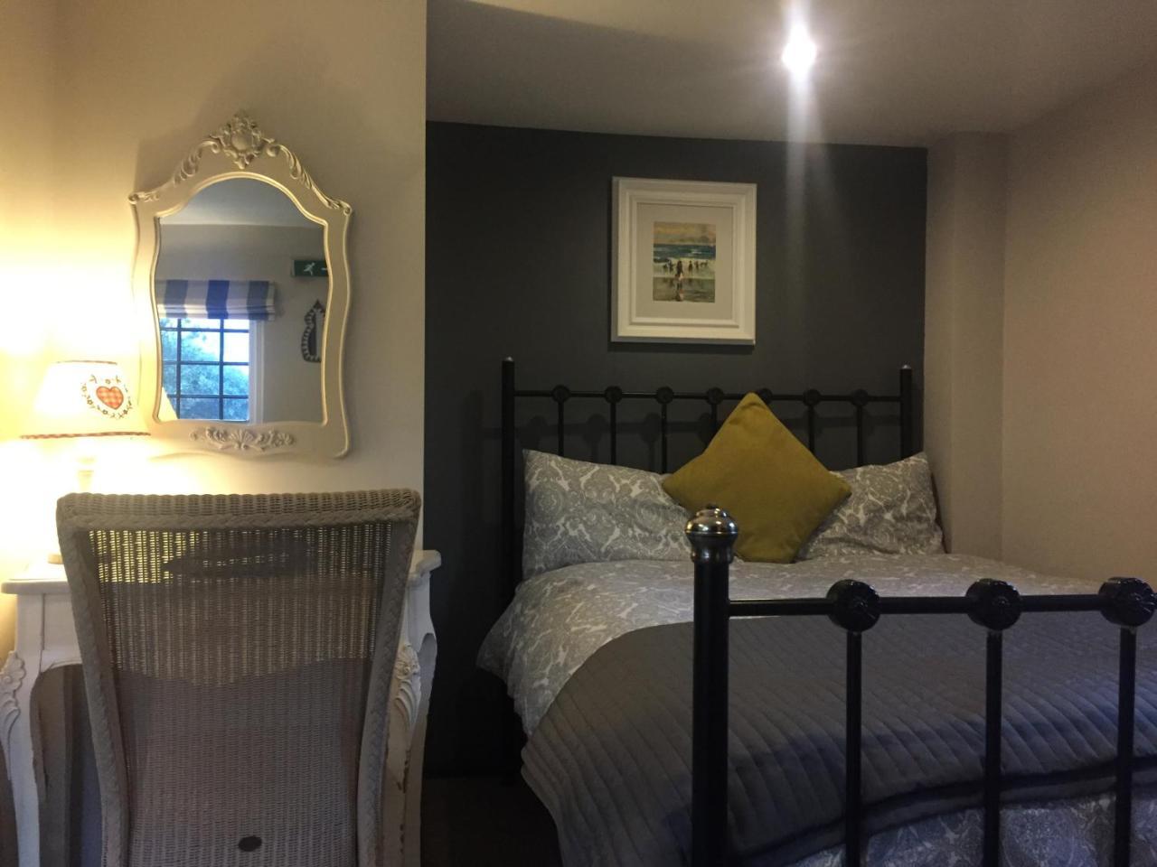 Bonningtons Stansted Self Catering Hotel Stansted Mountfitchet Kültér fotó