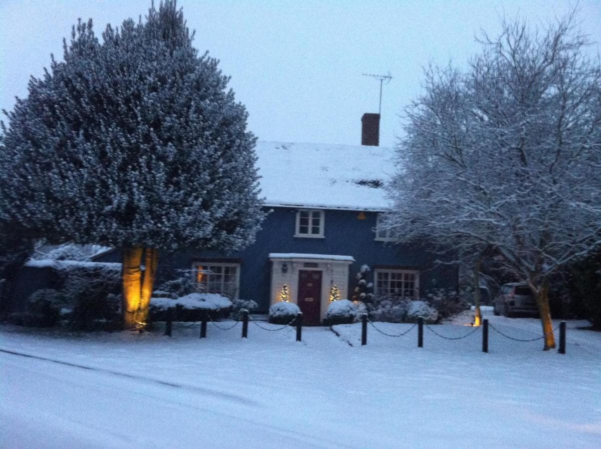 Bonningtons Stansted Self Catering Hotel Stansted Mountfitchet Szoba fotó